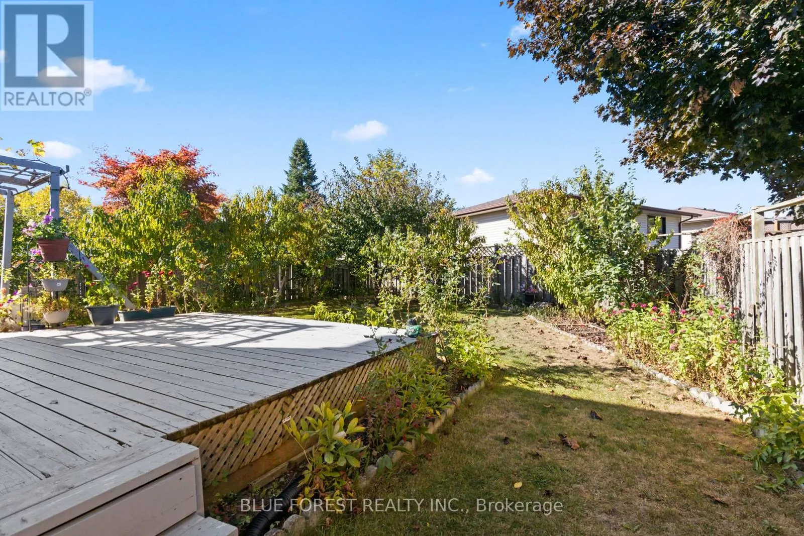 7 FAIRCHILD CRESCENT