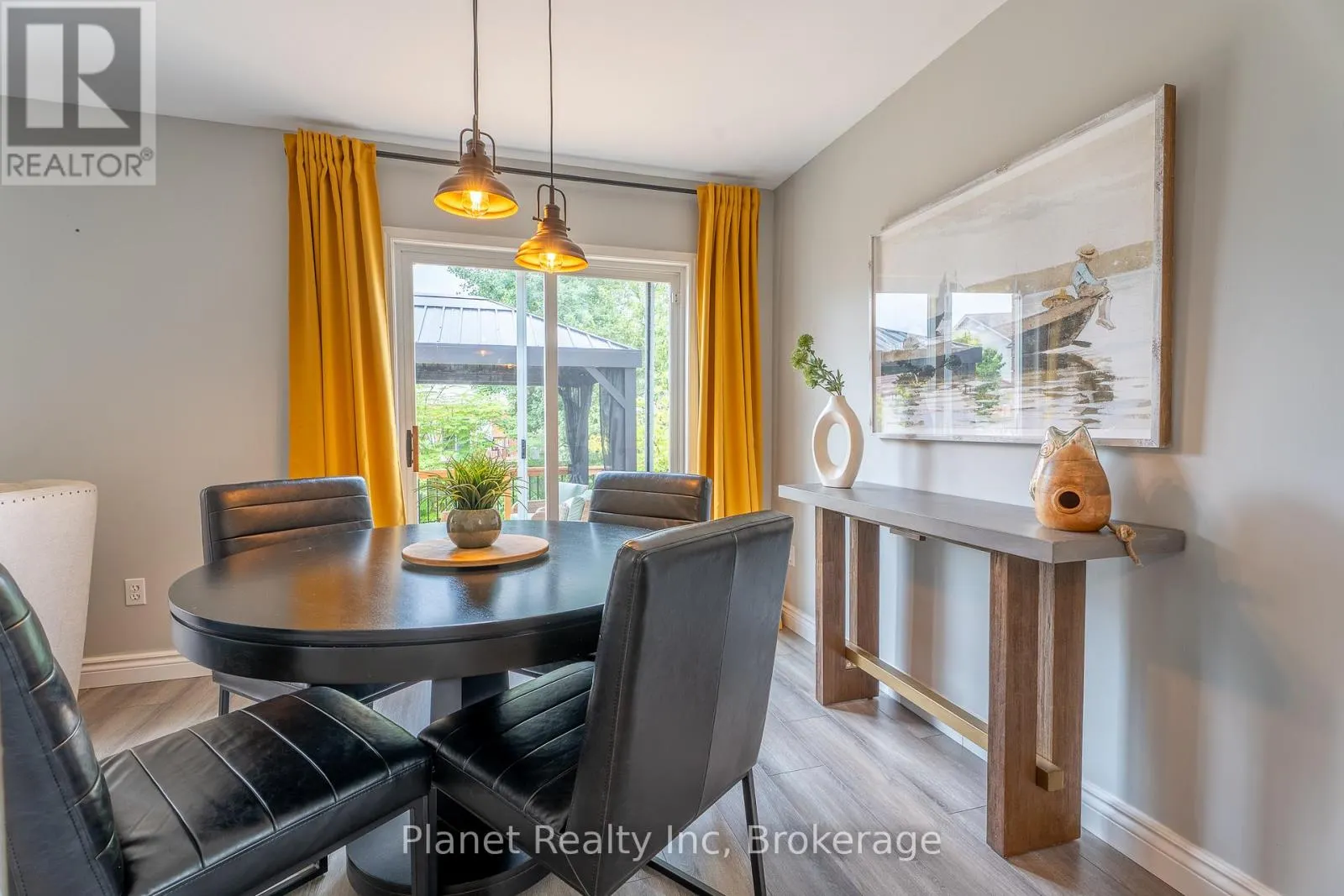 16 SOUTHCREEK TRAIL