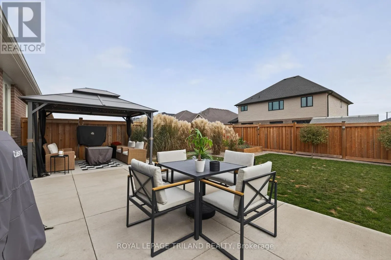 61 ASHBERRY PLACE