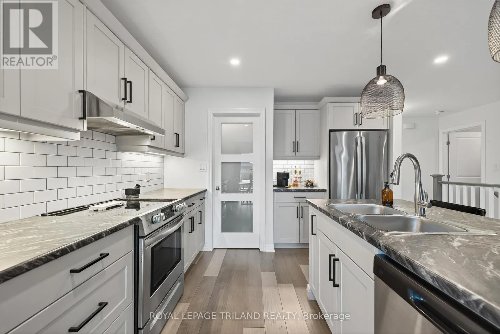 61 ASHBERRY PLACE