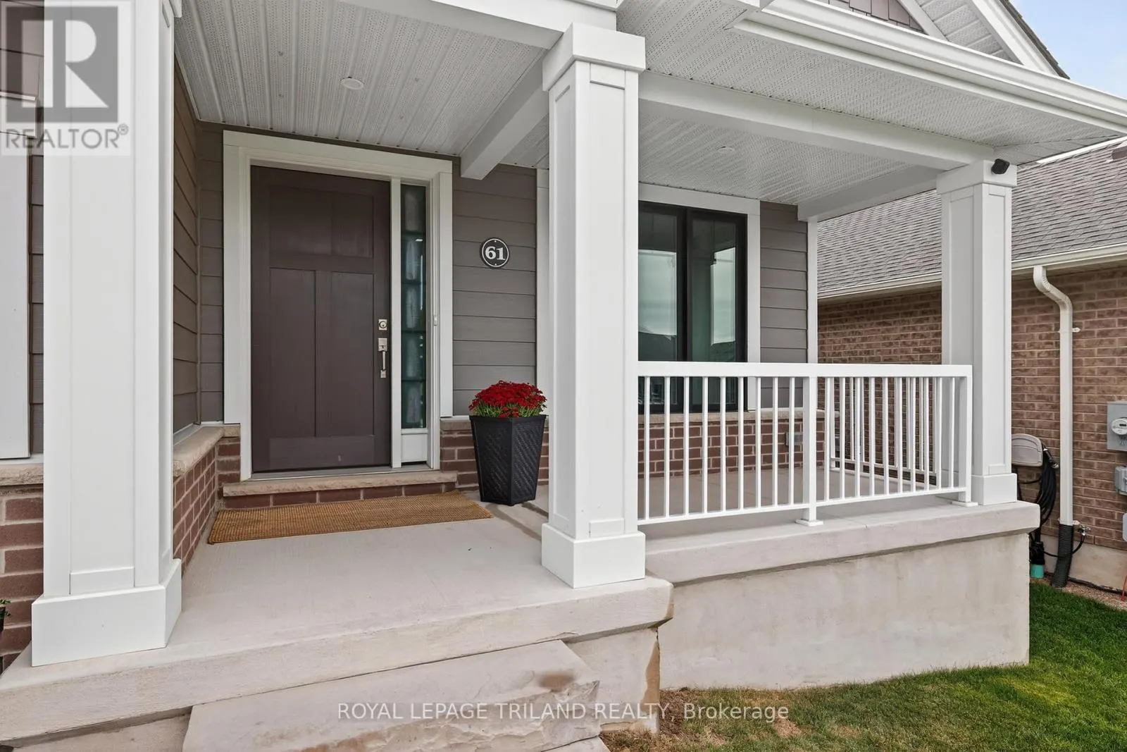 61 ASHBERRY PLACE