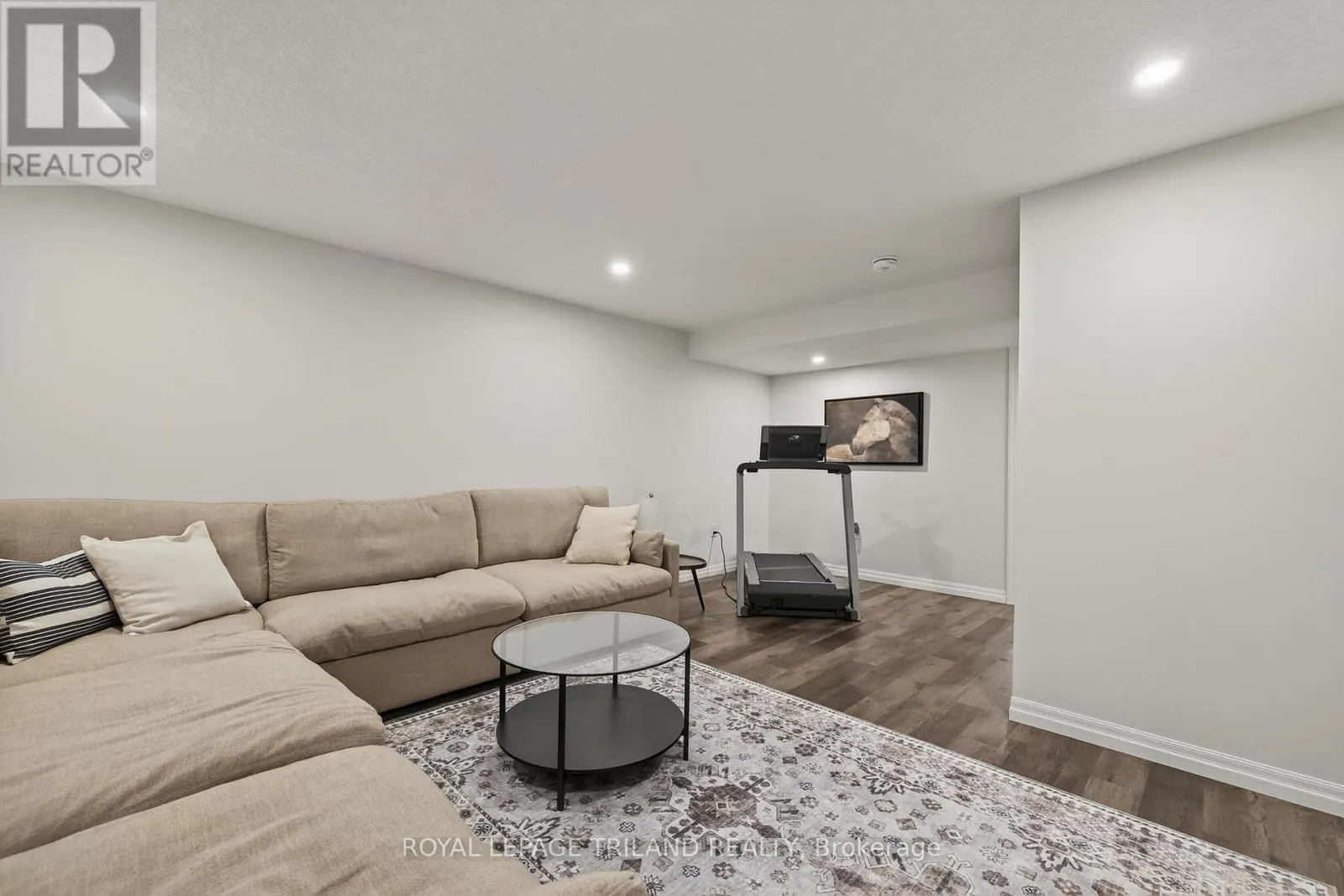61 ASHBERRY PLACE