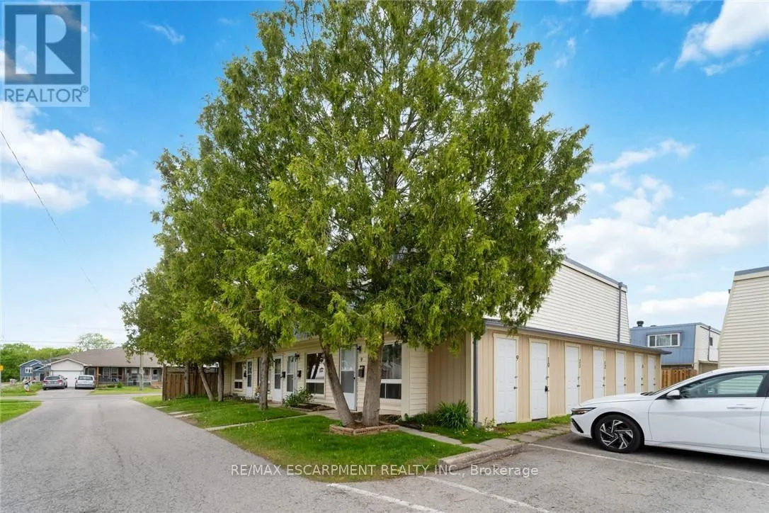 10 - 8646 WILLOUGHBY DRIVE