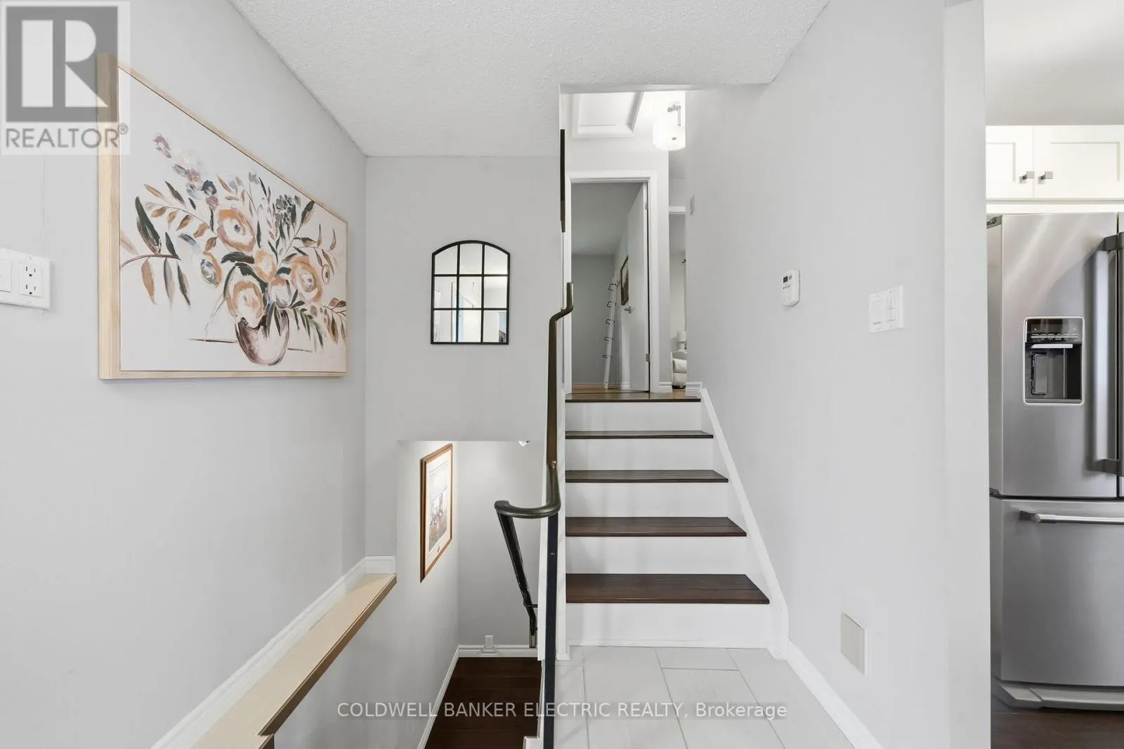 1673 REDWOOD DRIVE