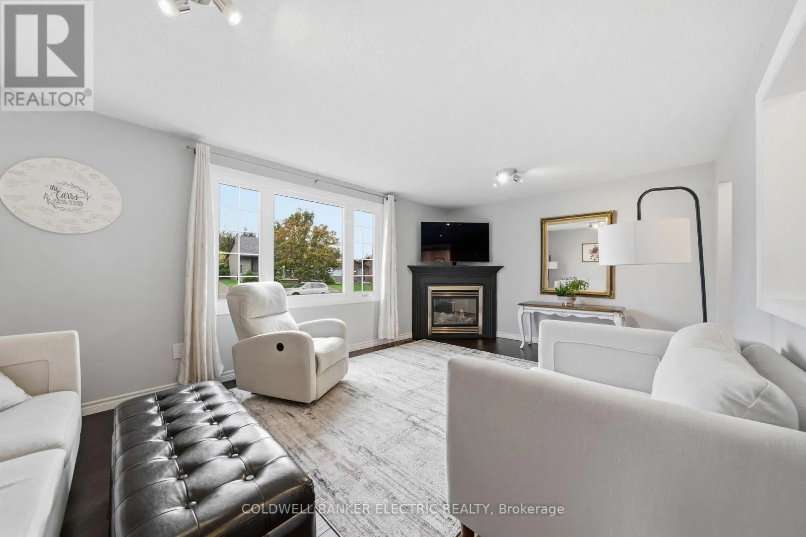 1673 REDWOOD DRIVE