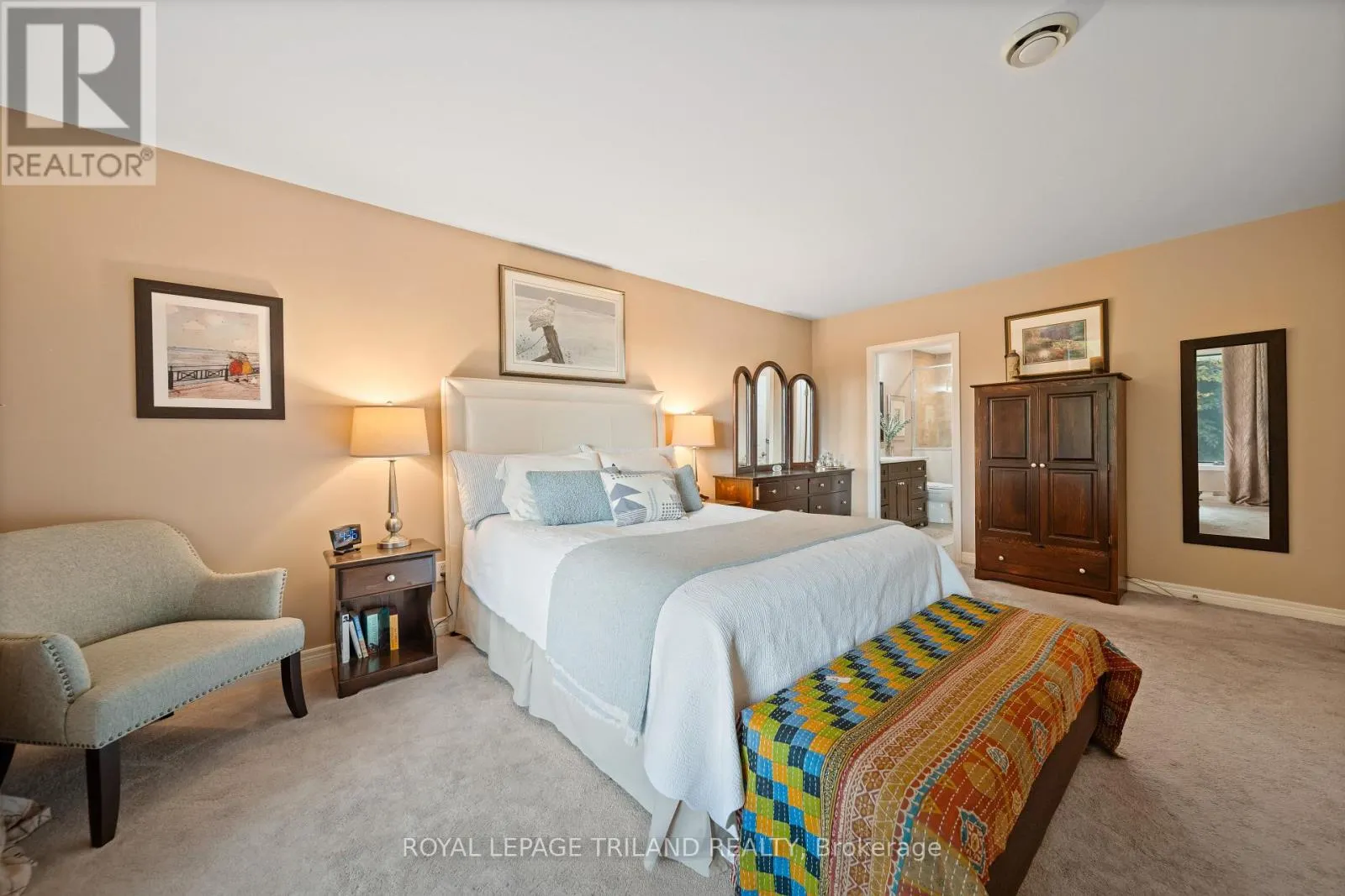 142 HUNT CLUB DRIVE