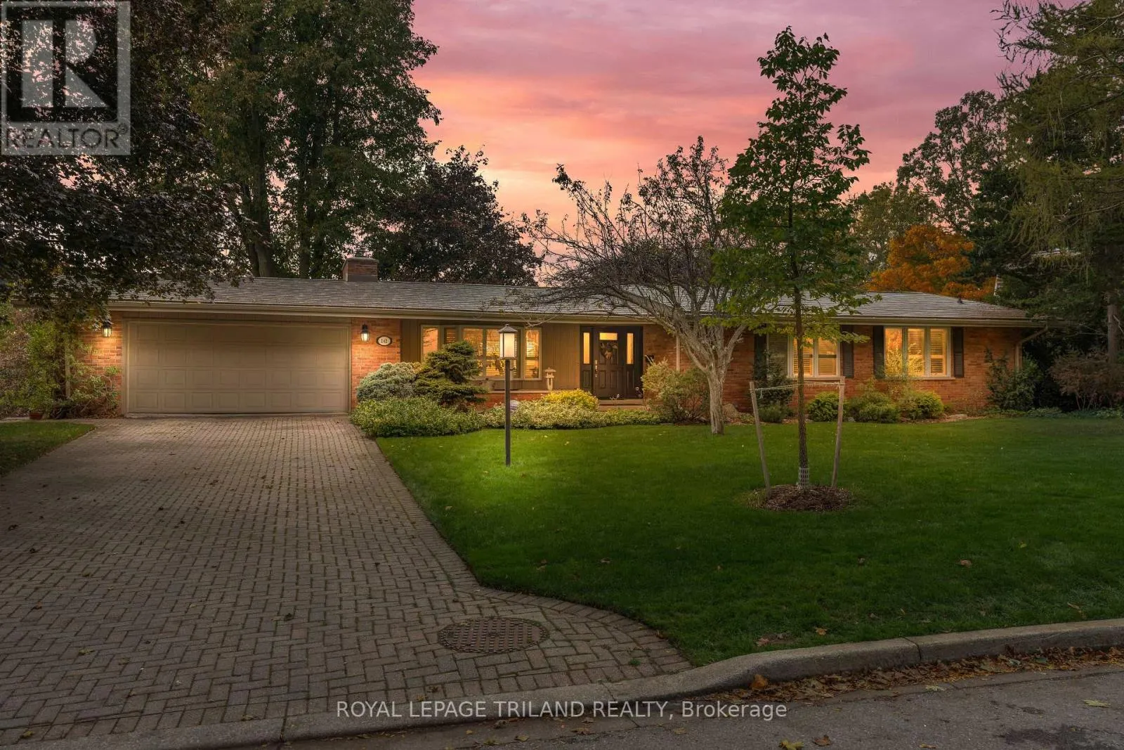 142 HUNT CLUB DRIVE