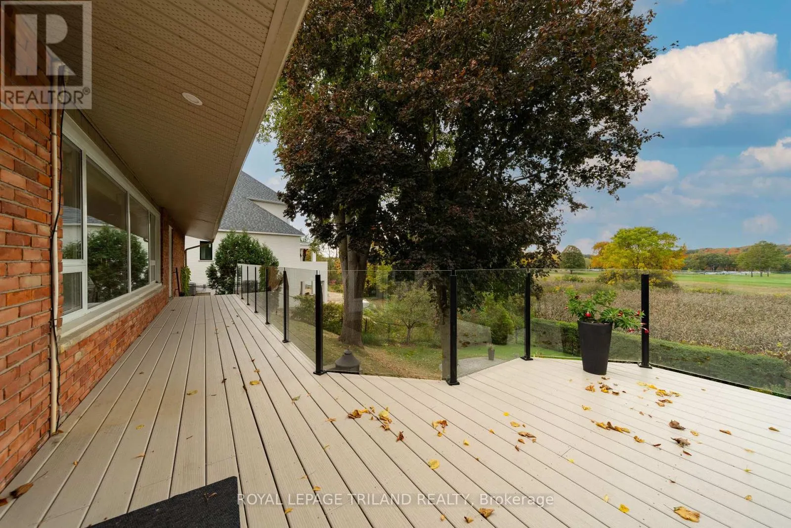 142 HUNT CLUB DRIVE