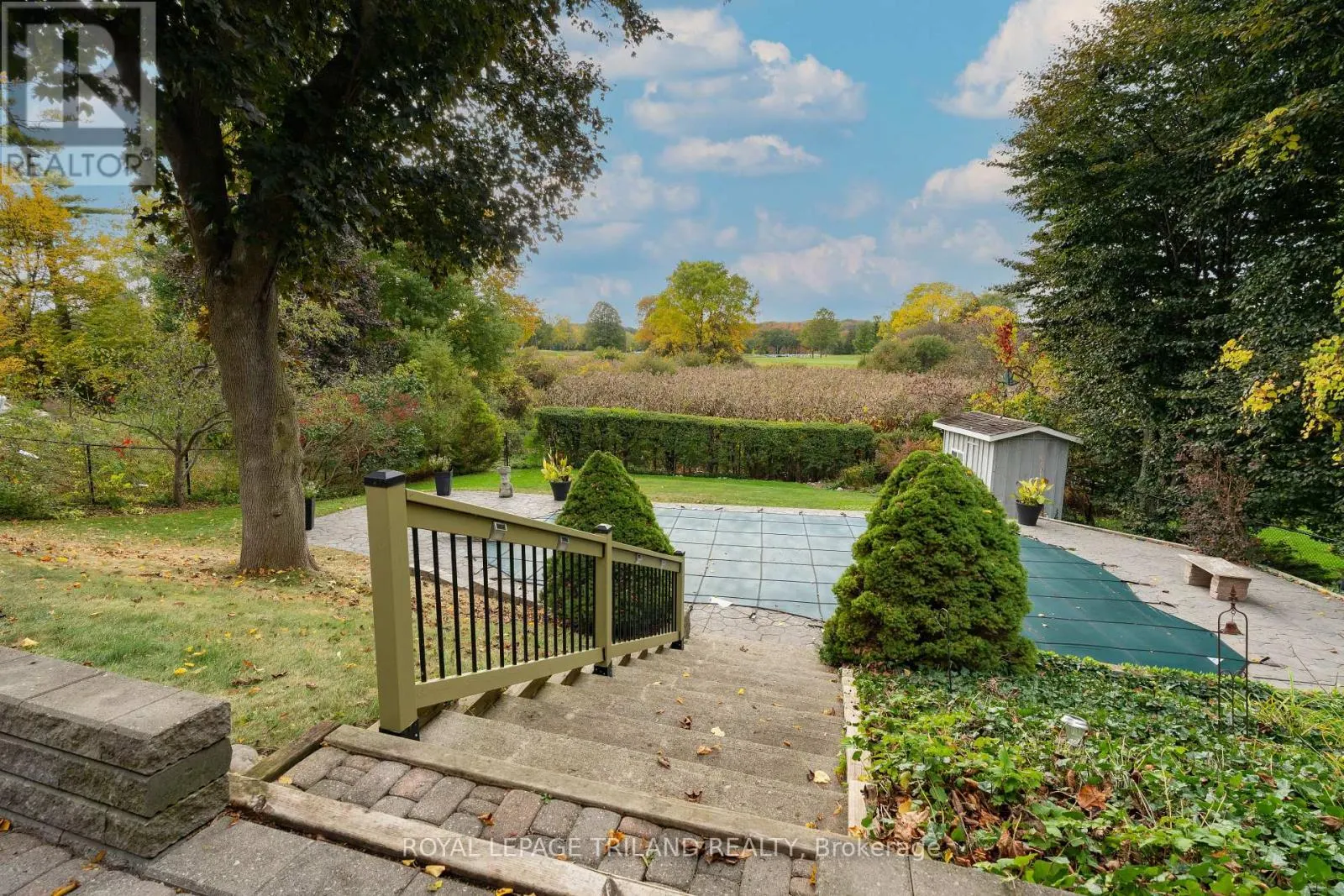 142 HUNT CLUB DRIVE