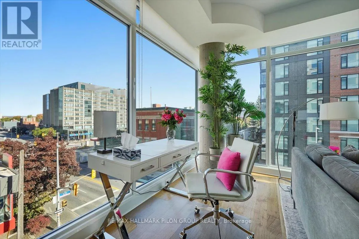 413 - 238 BESSERER STREET