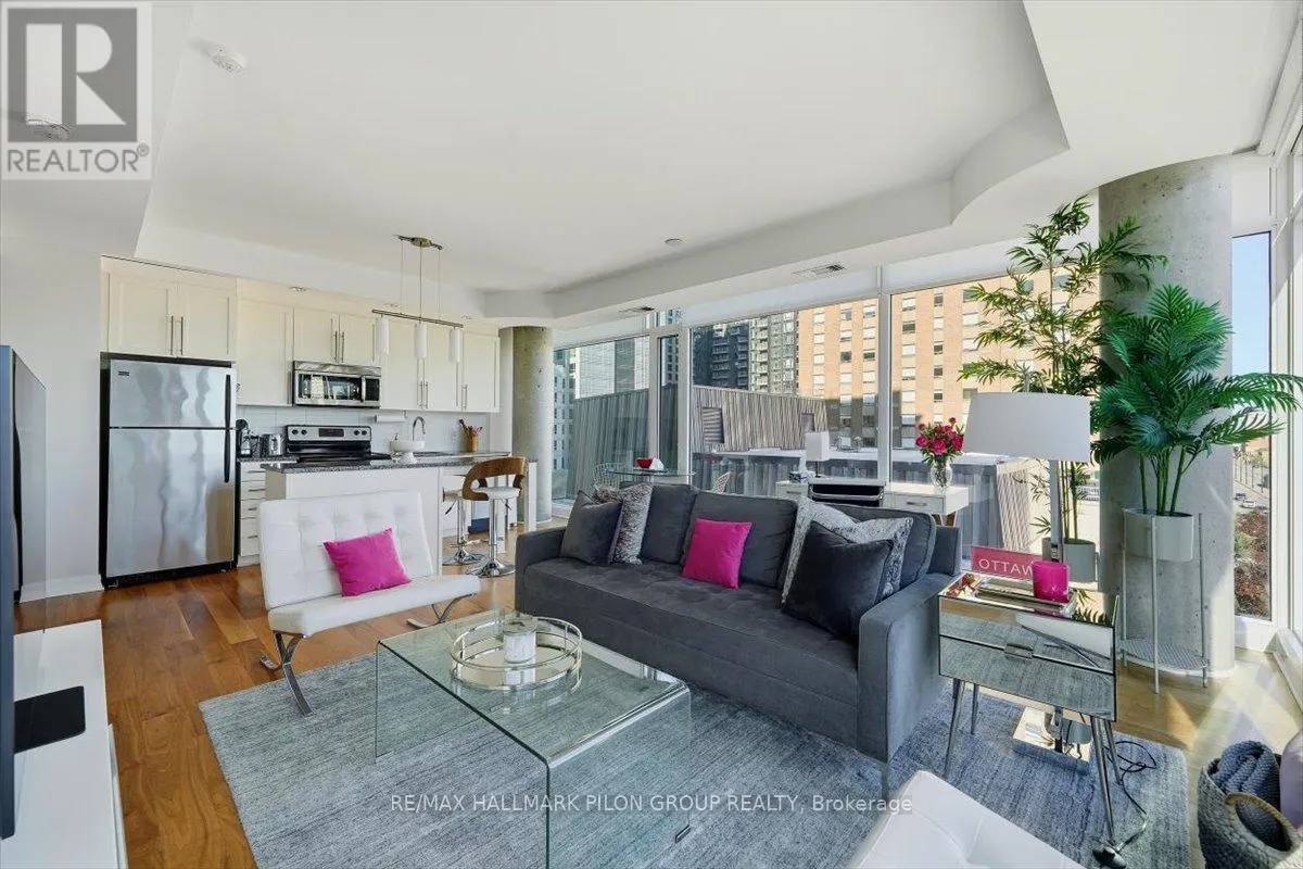 413 - 238 BESSERER STREET