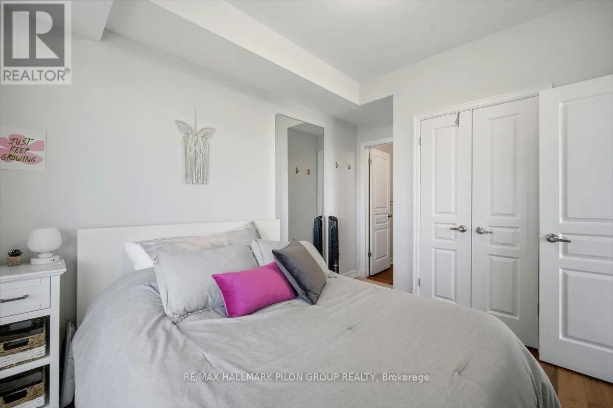 413 - 238 BESSERER STREET