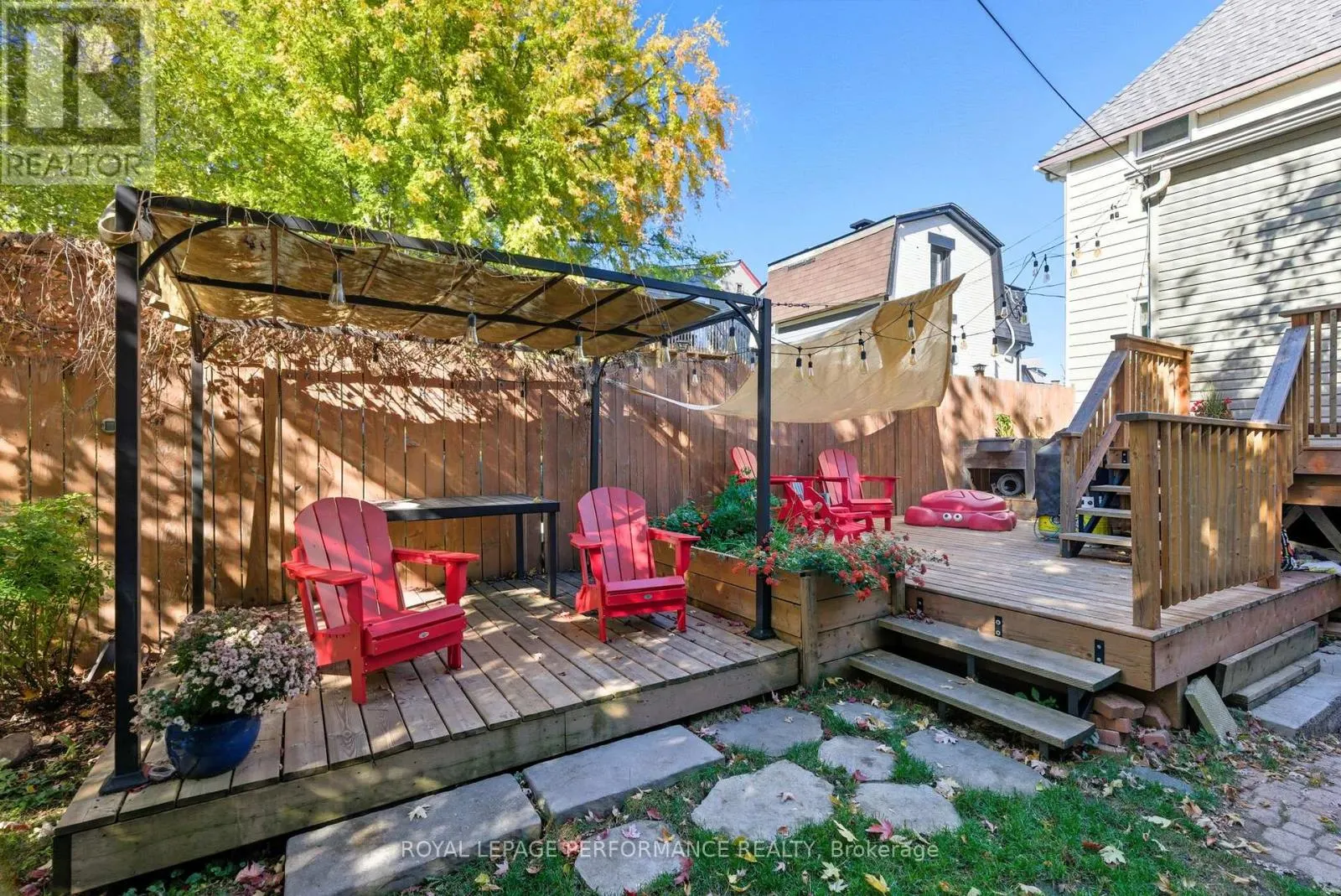 266 BRADLEY AVENUE