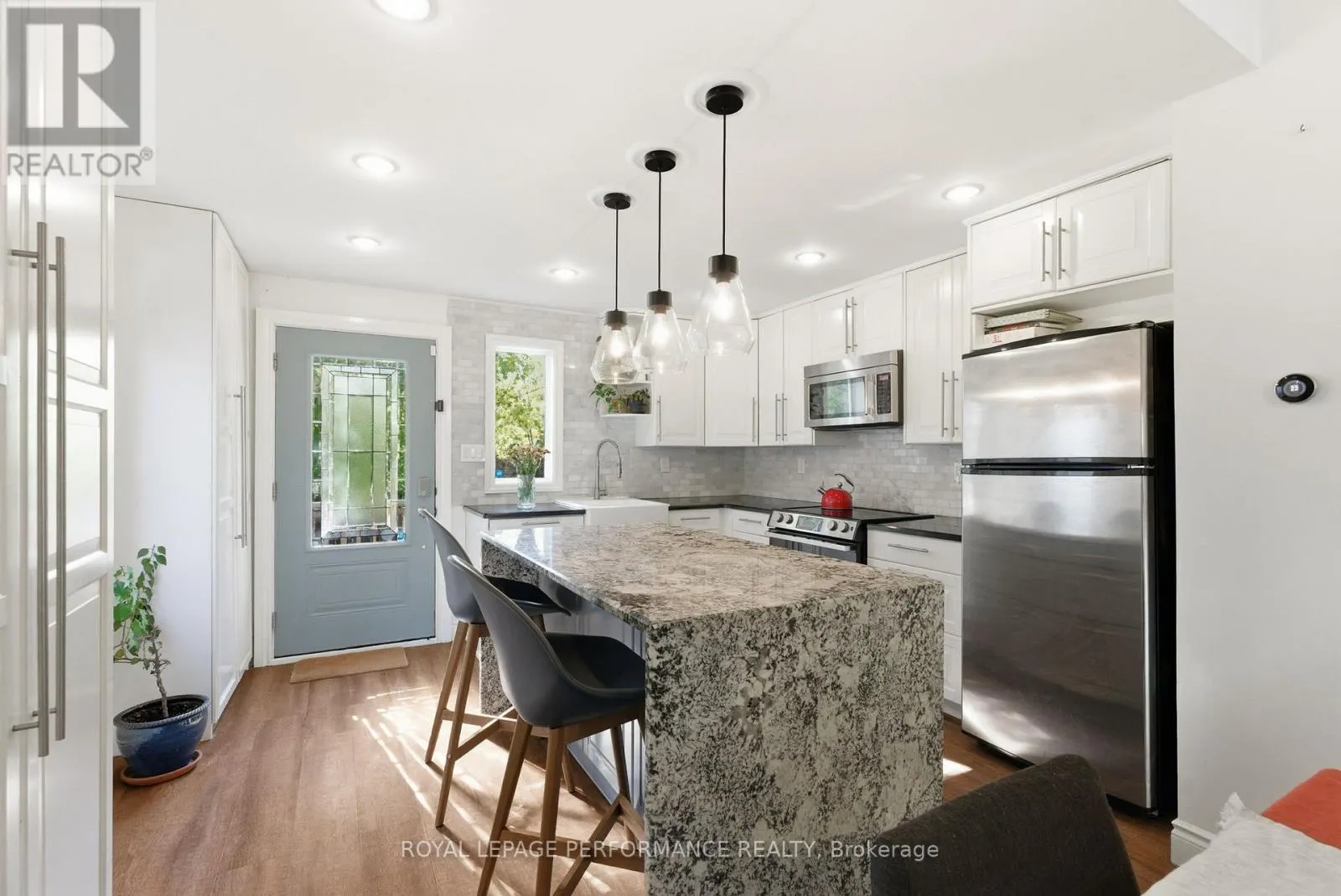 266 BRADLEY AVENUE