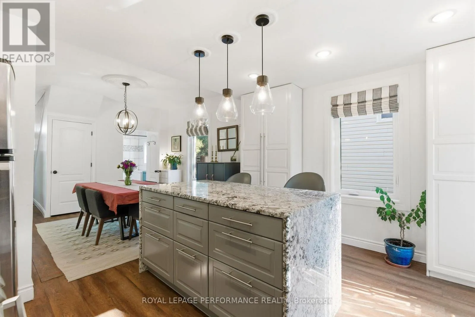 266 BRADLEY AVENUE