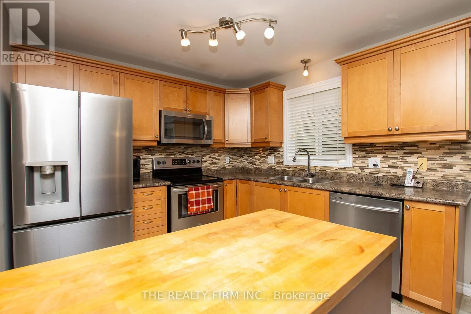 1769 BAYSWATER CRESCENT