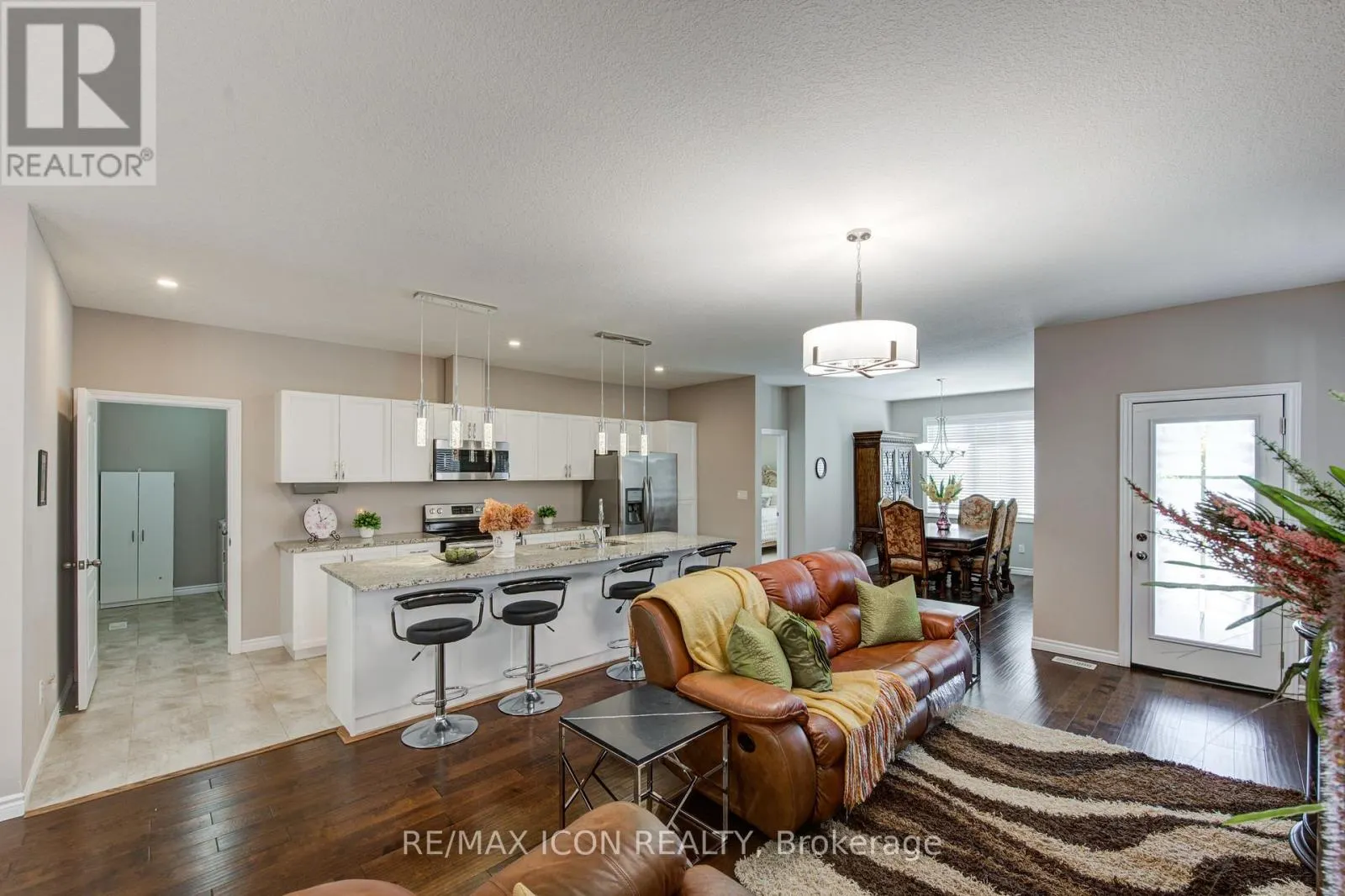 308 FAIRWAY ROAD