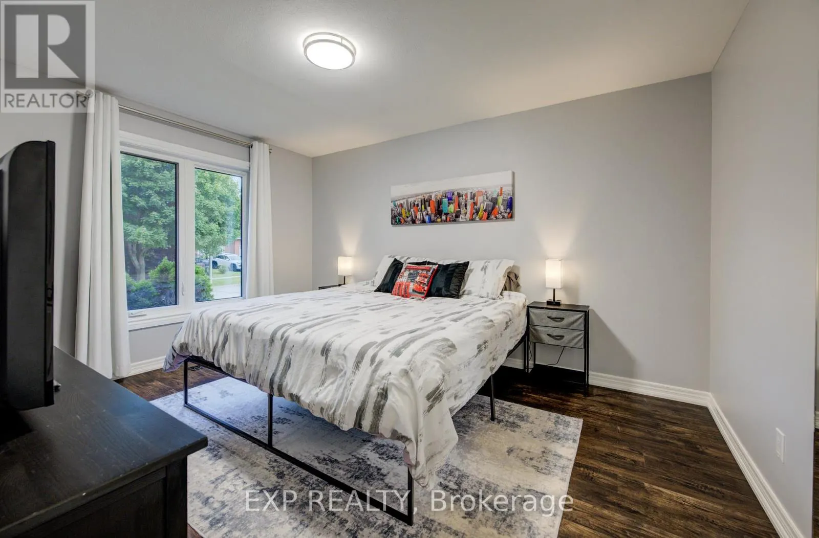 28 MUSSELMAN CRESCENT
