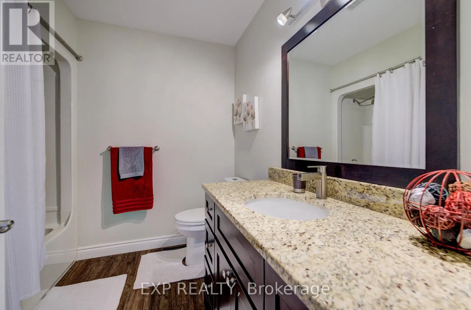 28 MUSSELMAN CRESCENT