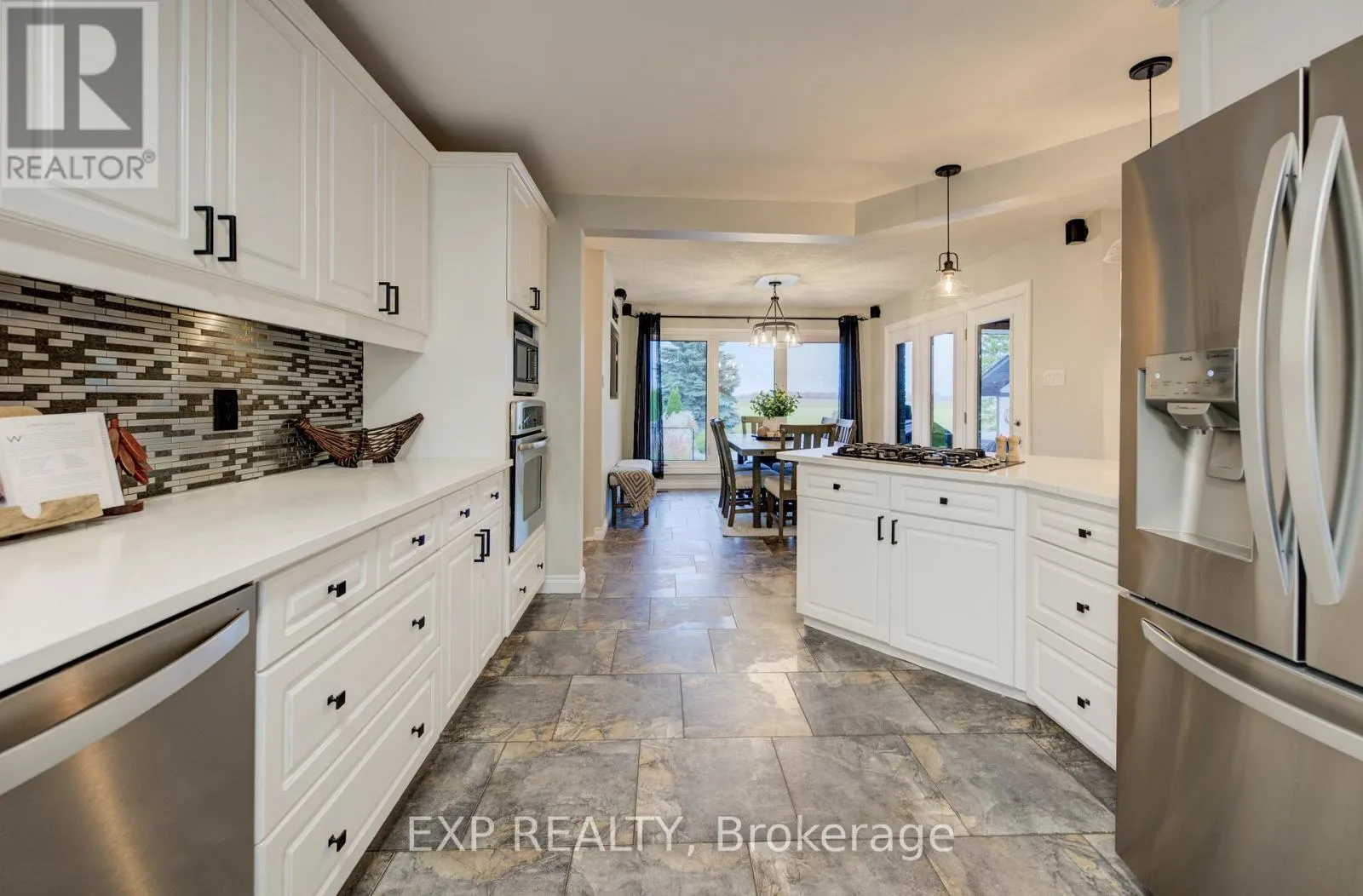 28 MUSSELMAN CRESCENT