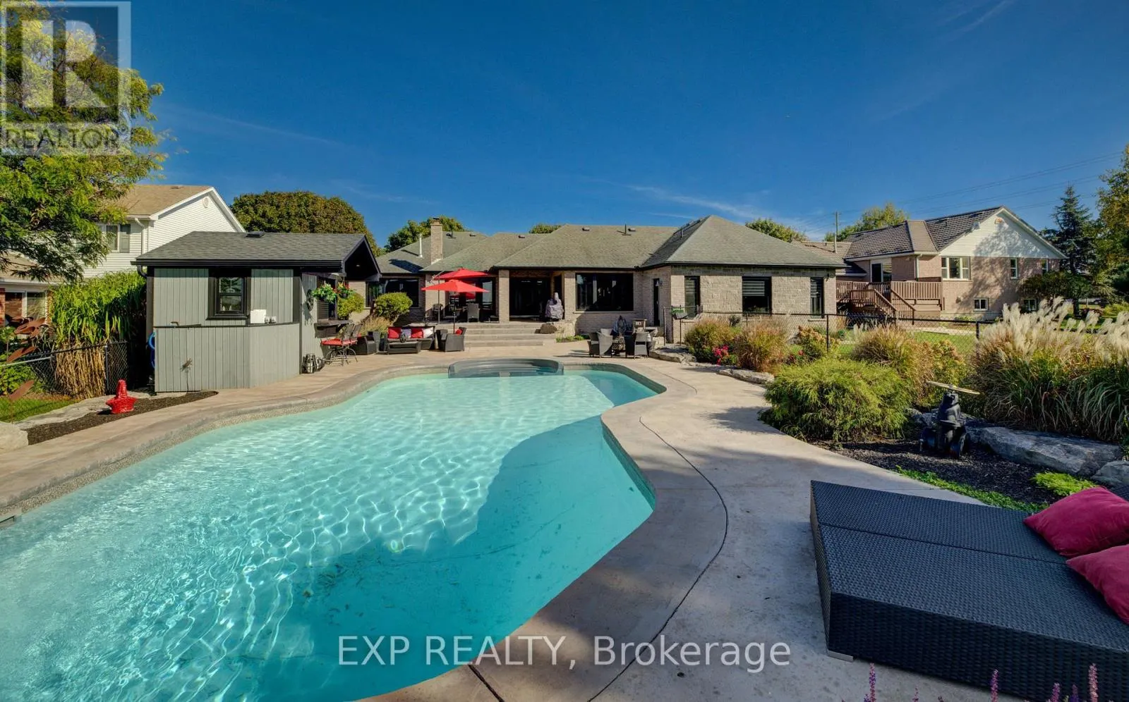 28 MUSSELMAN CRESCENT