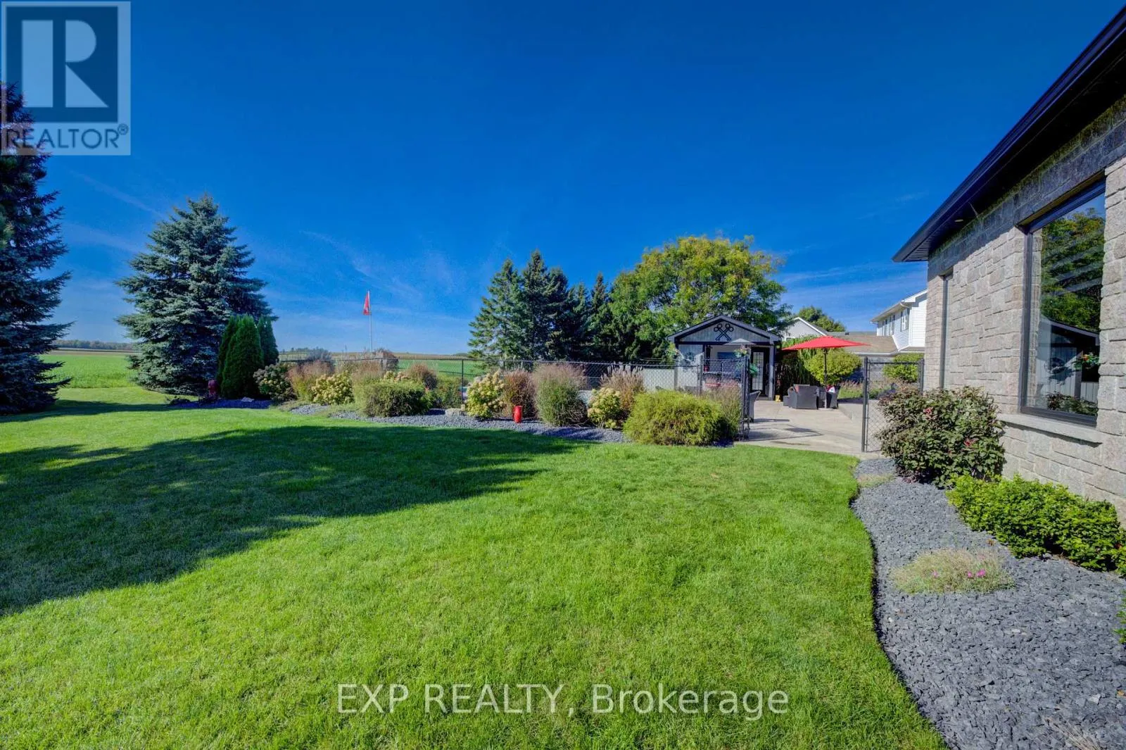 28 MUSSELMAN CRESCENT
