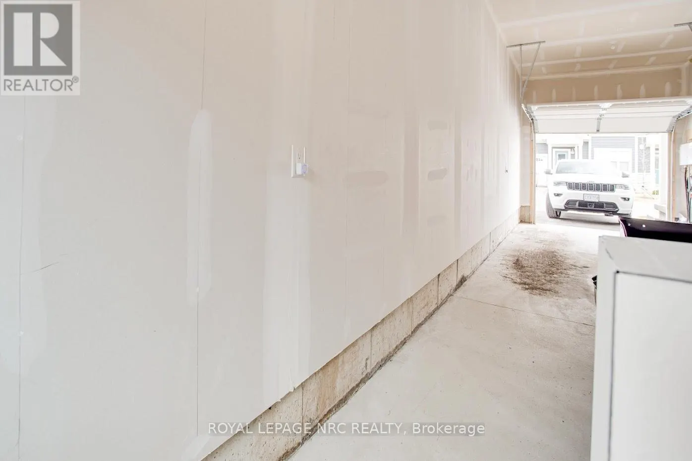 B - 12 SHORES LANE, #B