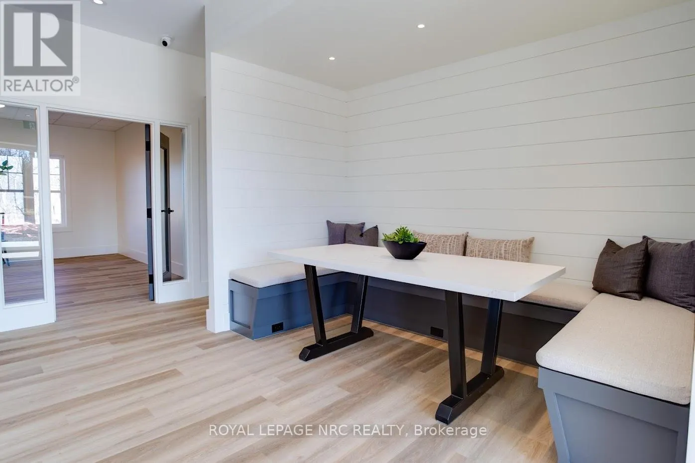 B - 12 SHORES LANE, #B
