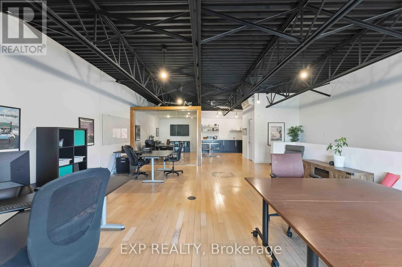 17 - 1010 POLYTEK STREET