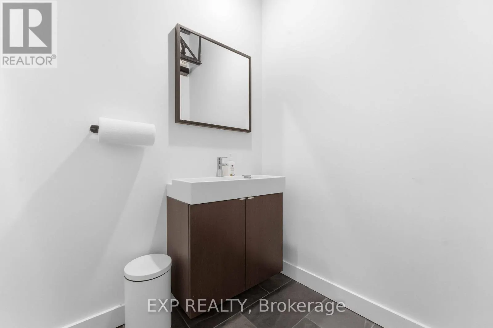 17 - 1010 POLYTEK STREET