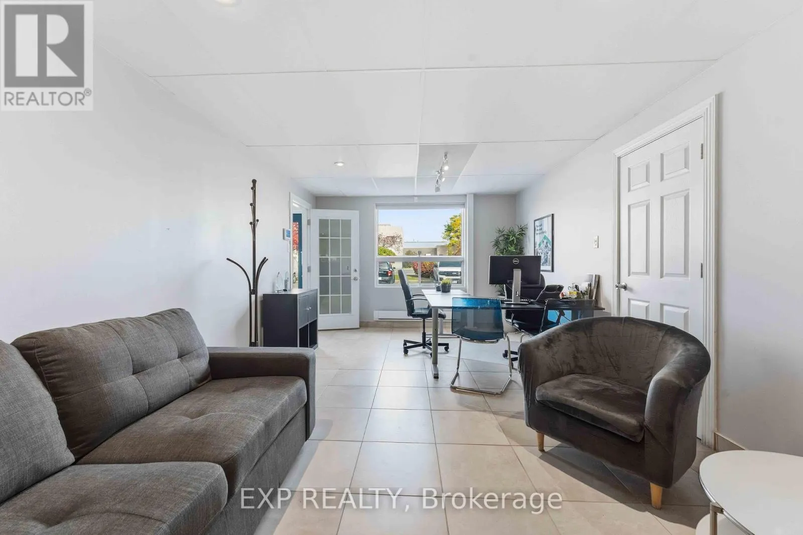 17 - 1010 POLYTEK STREET