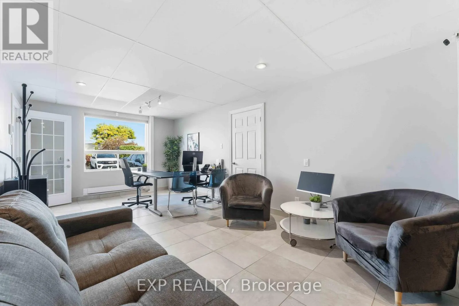 17 - 1010 POLYTEK STREET