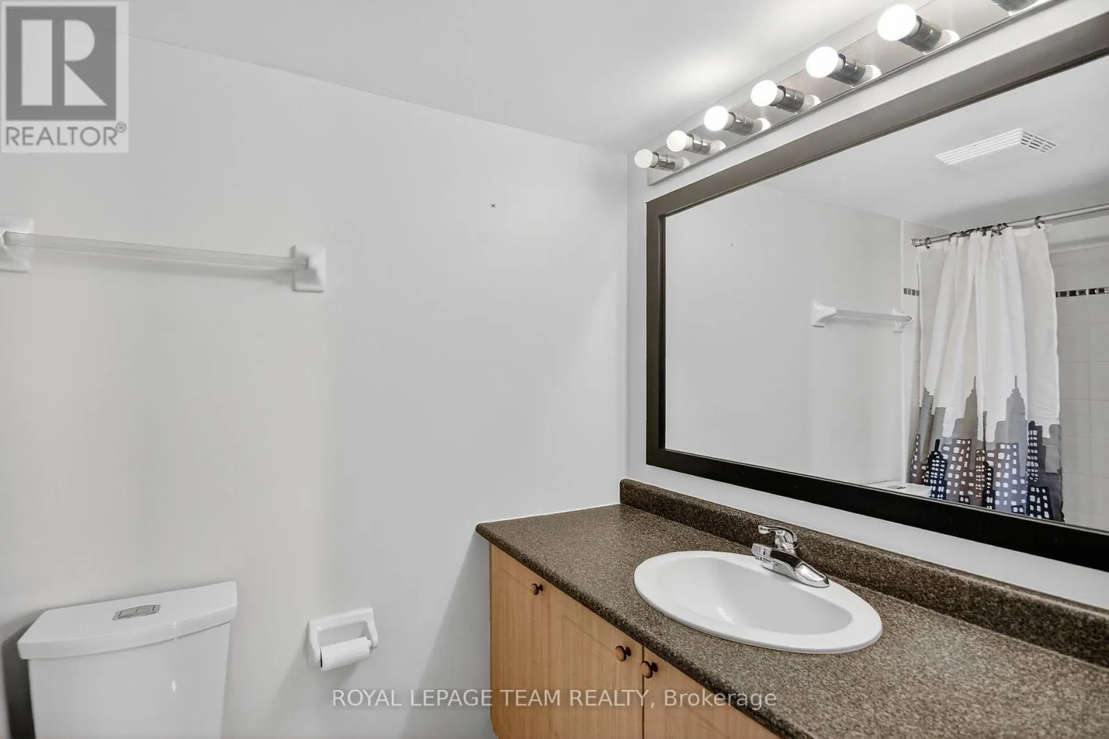 7J - 310 CENTRAL PARK DRIVE