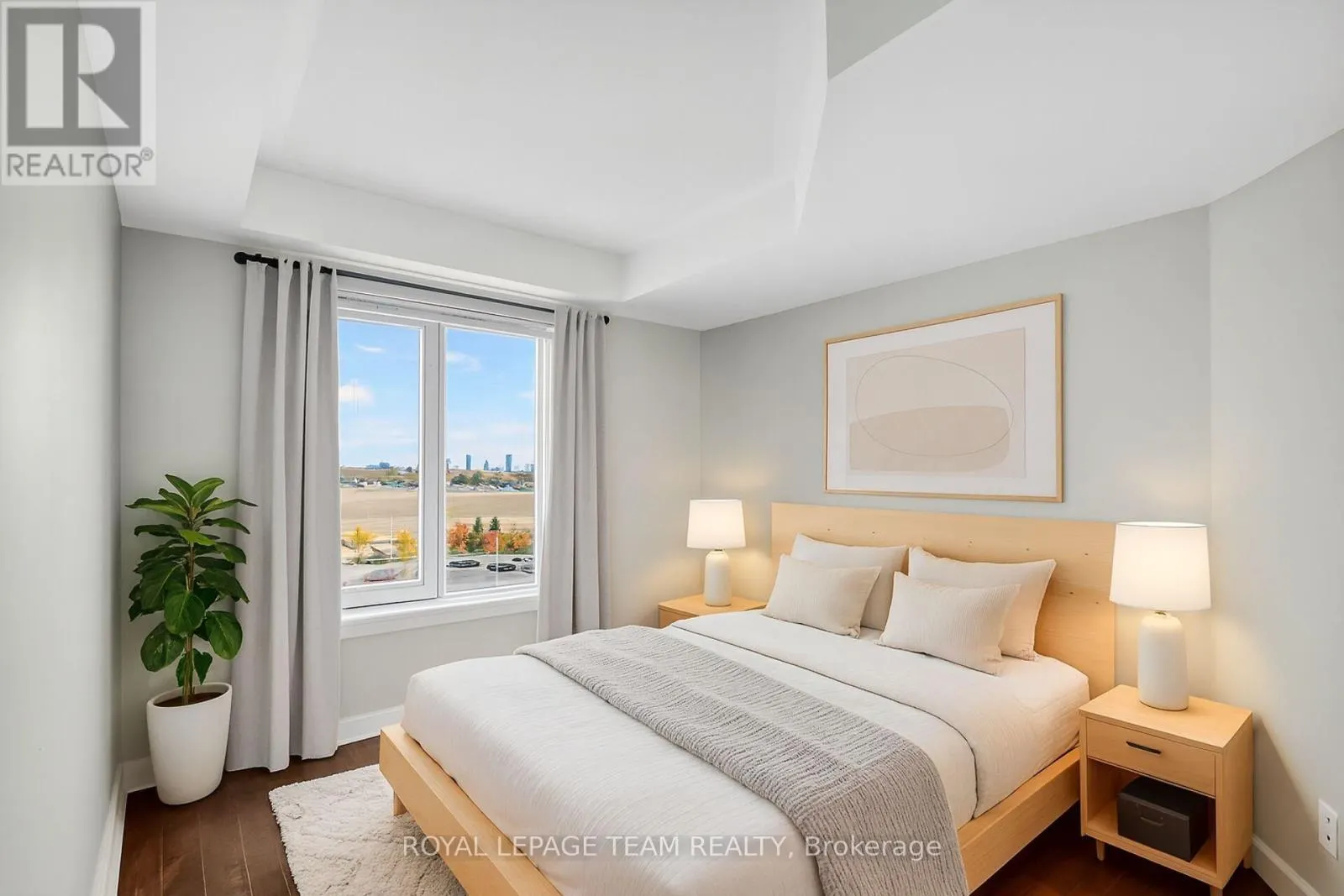 7J - 310 CENTRAL PARK DRIVE