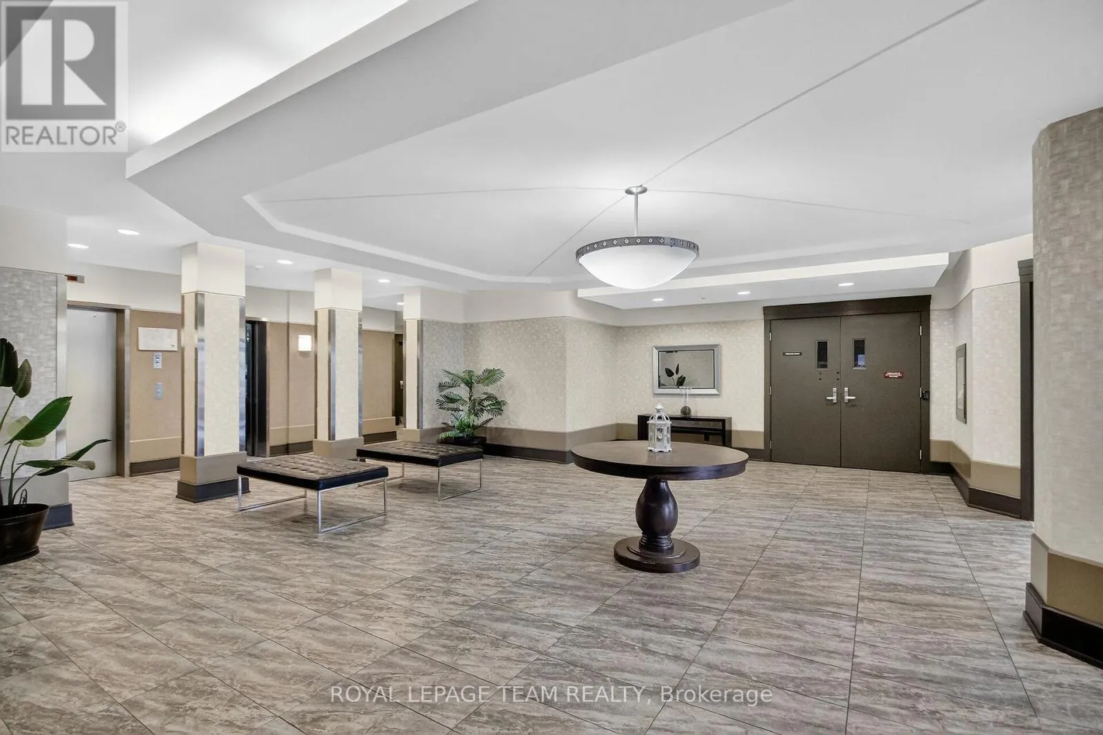 7J - 310 CENTRAL PARK DRIVE