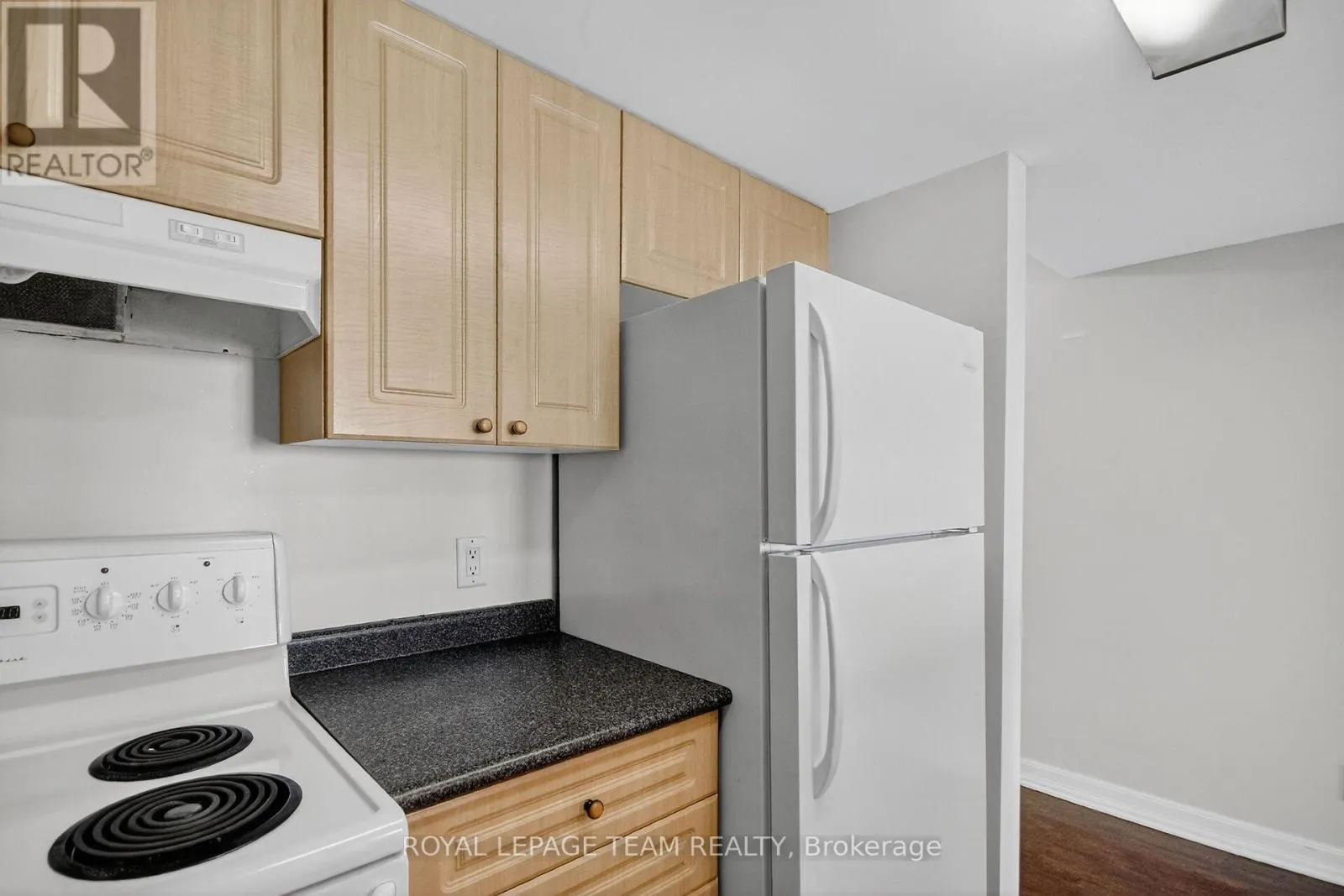 7J - 310 CENTRAL PARK DRIVE
