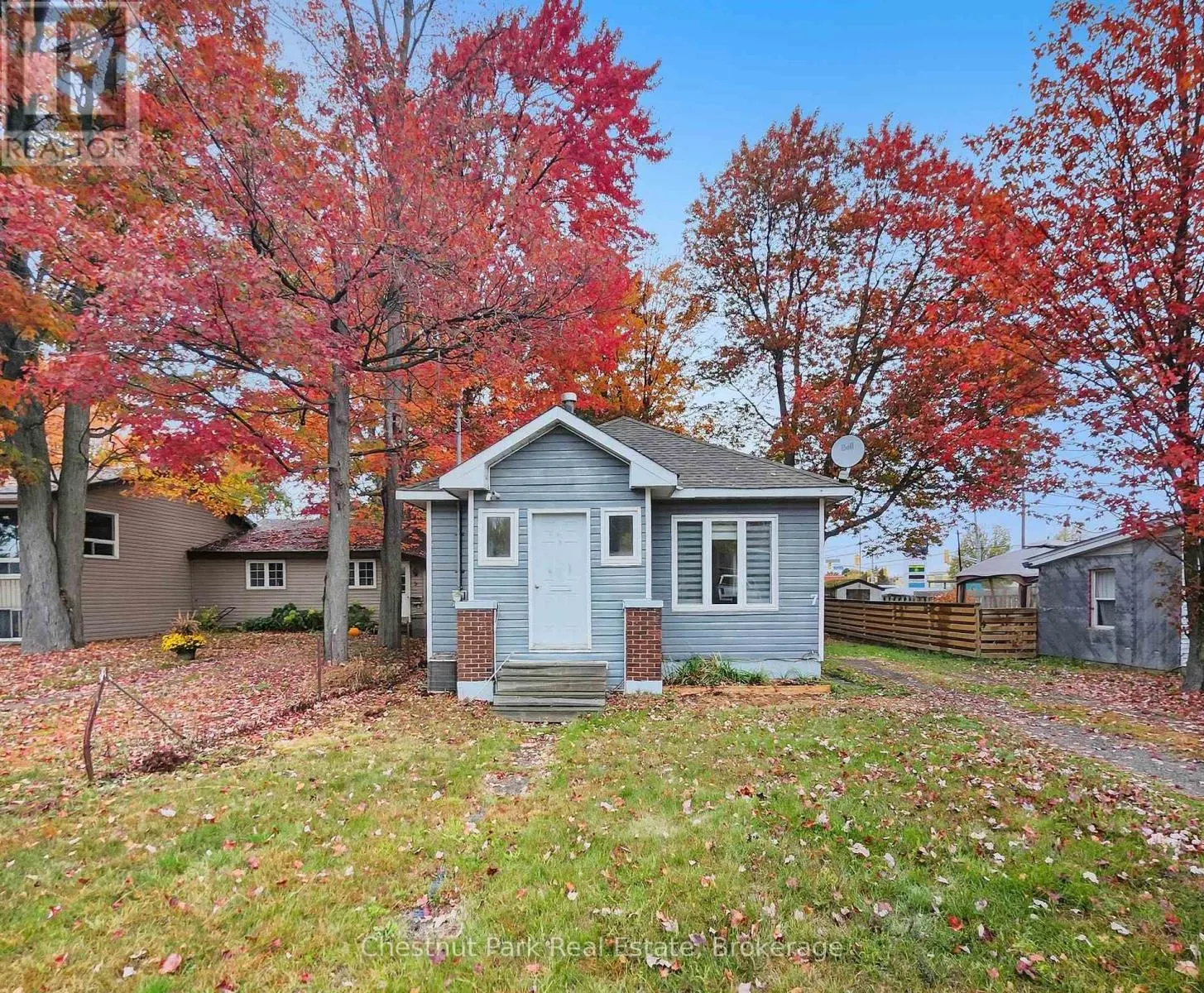 7 CLIFFORD AVENUE