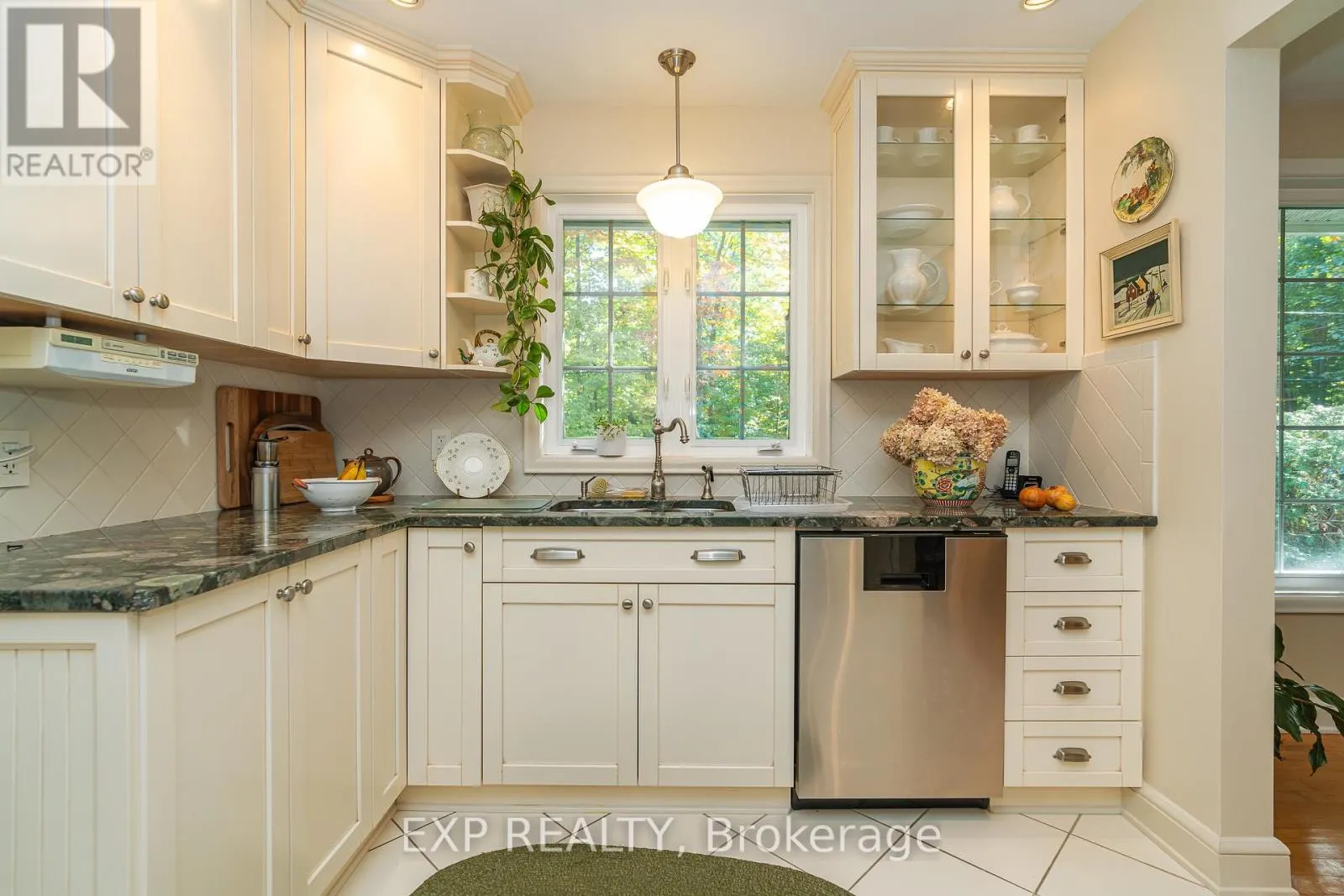 504 THESSALY CIRCLE