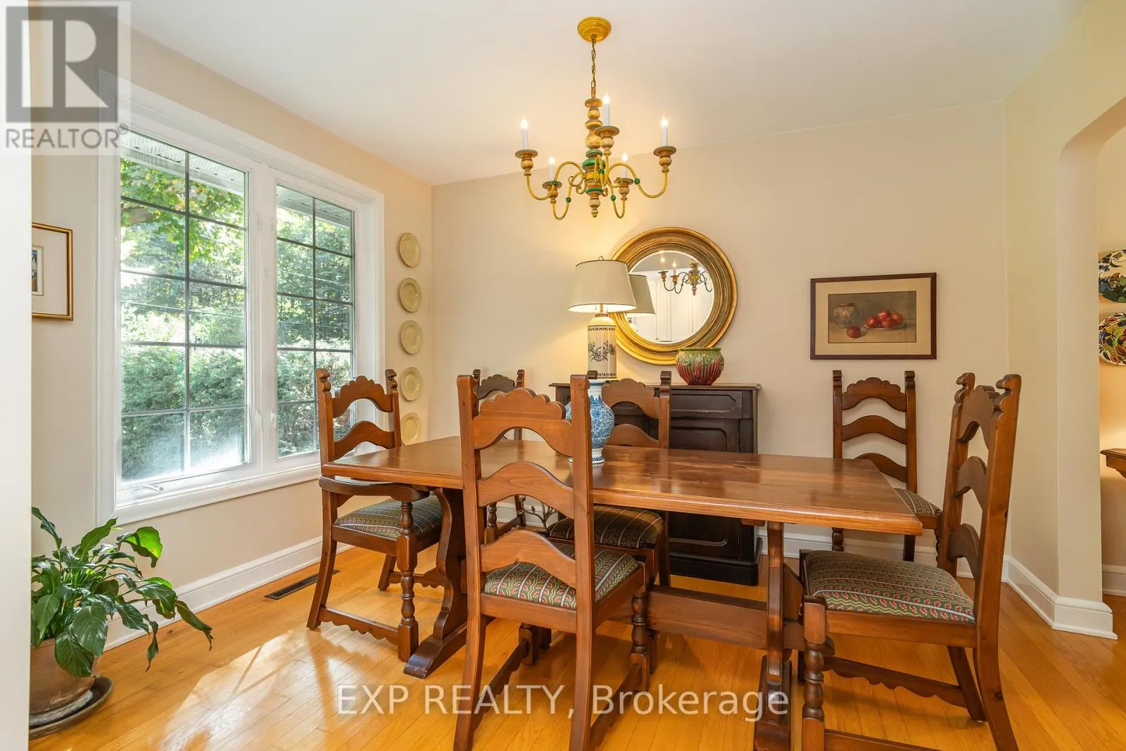 504 THESSALY CIRCLE