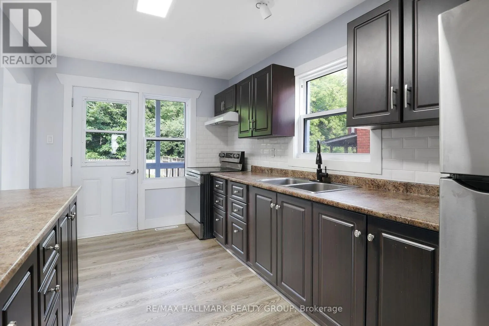 1108 MERIVALE ROAD