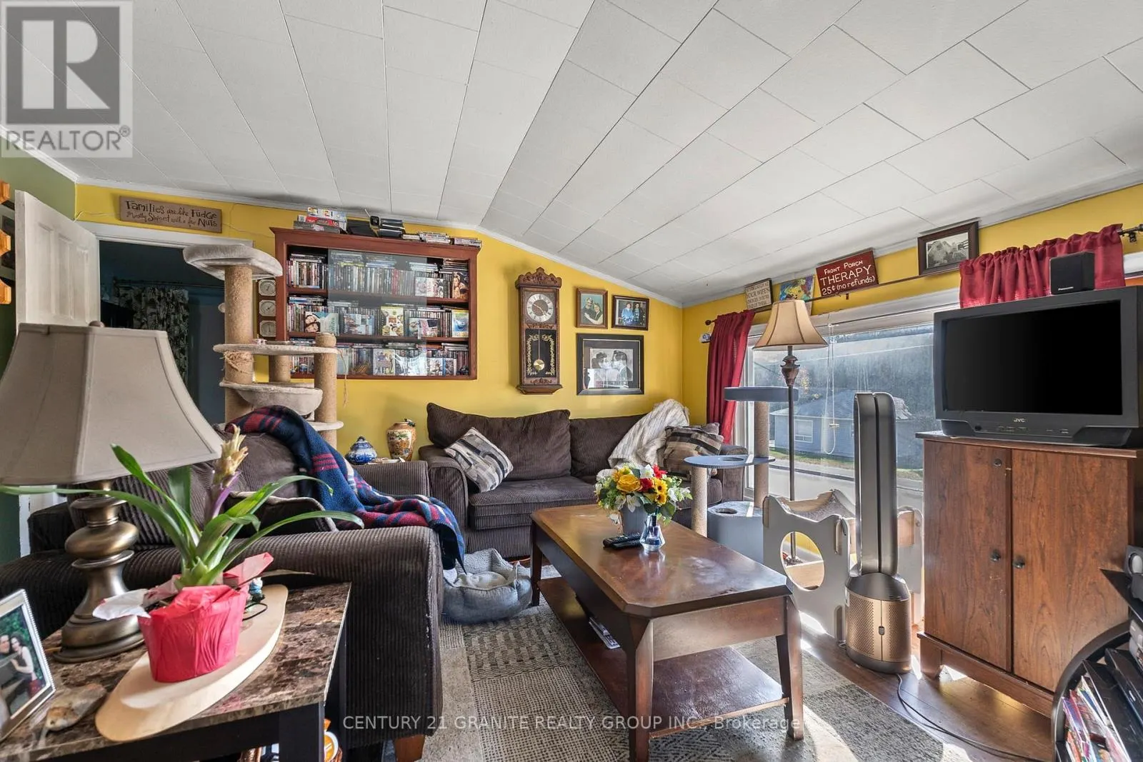 183 HASTINGS STREET N