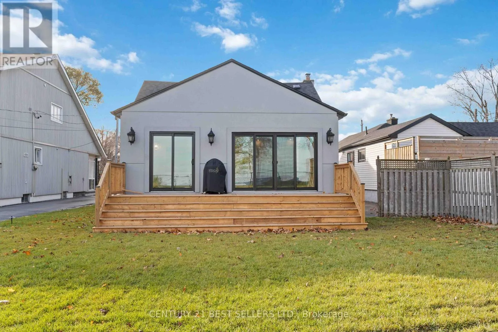 599 BEACH BOULEVARD