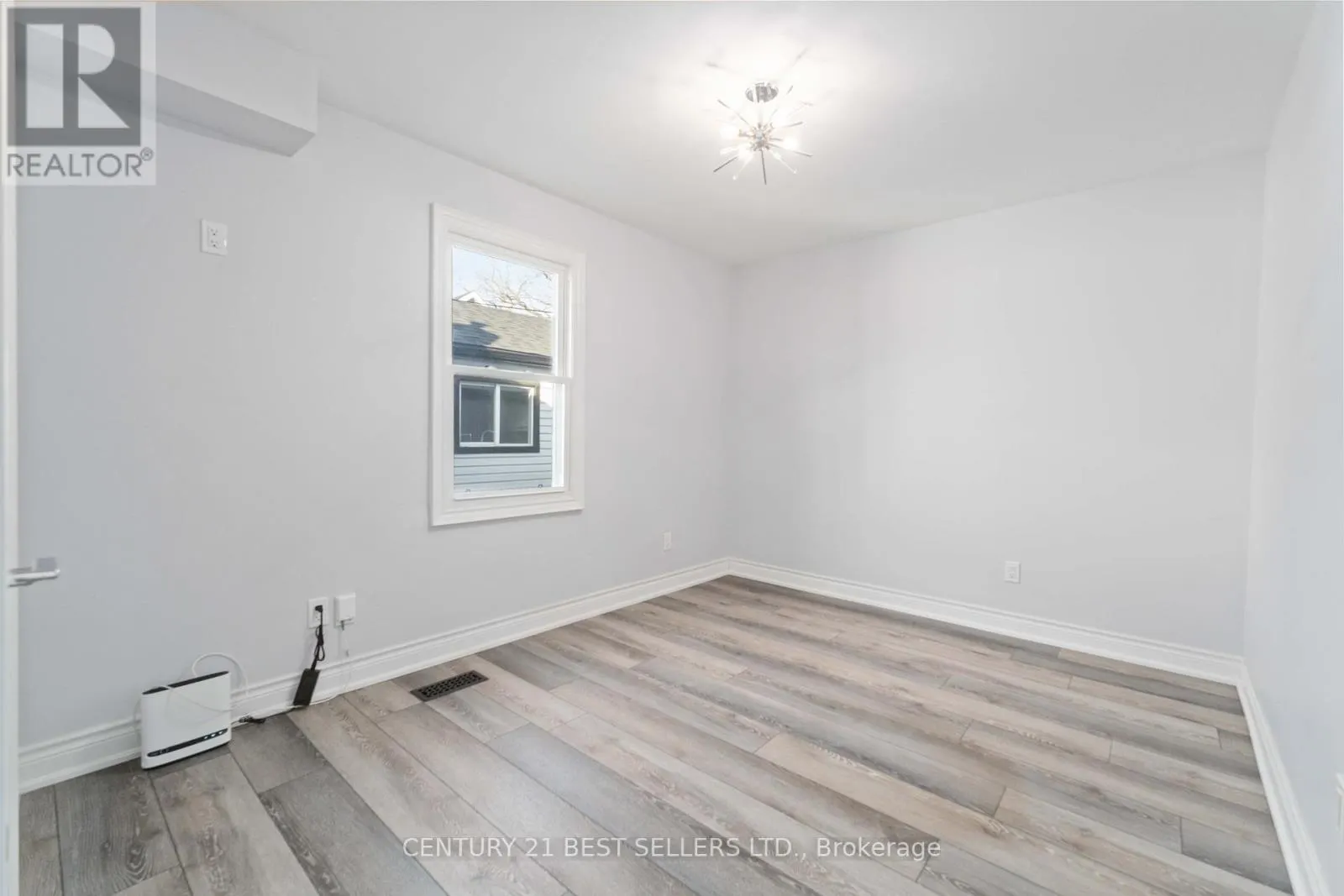 599 BEACH BOULEVARD