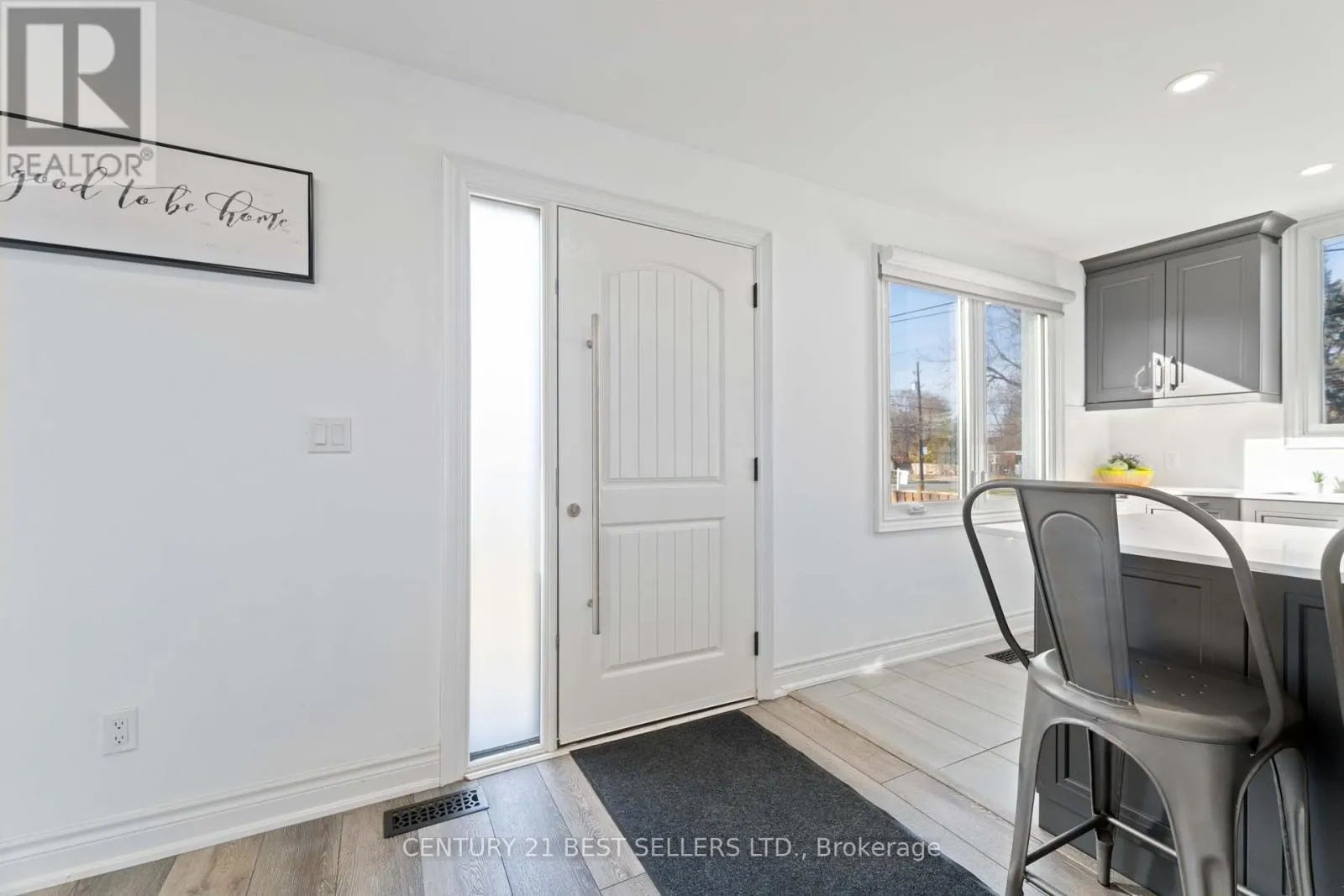 599 BEACH BOULEVARD