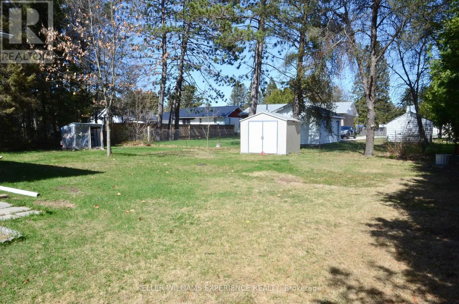 18 TEBBY BOULEVARD