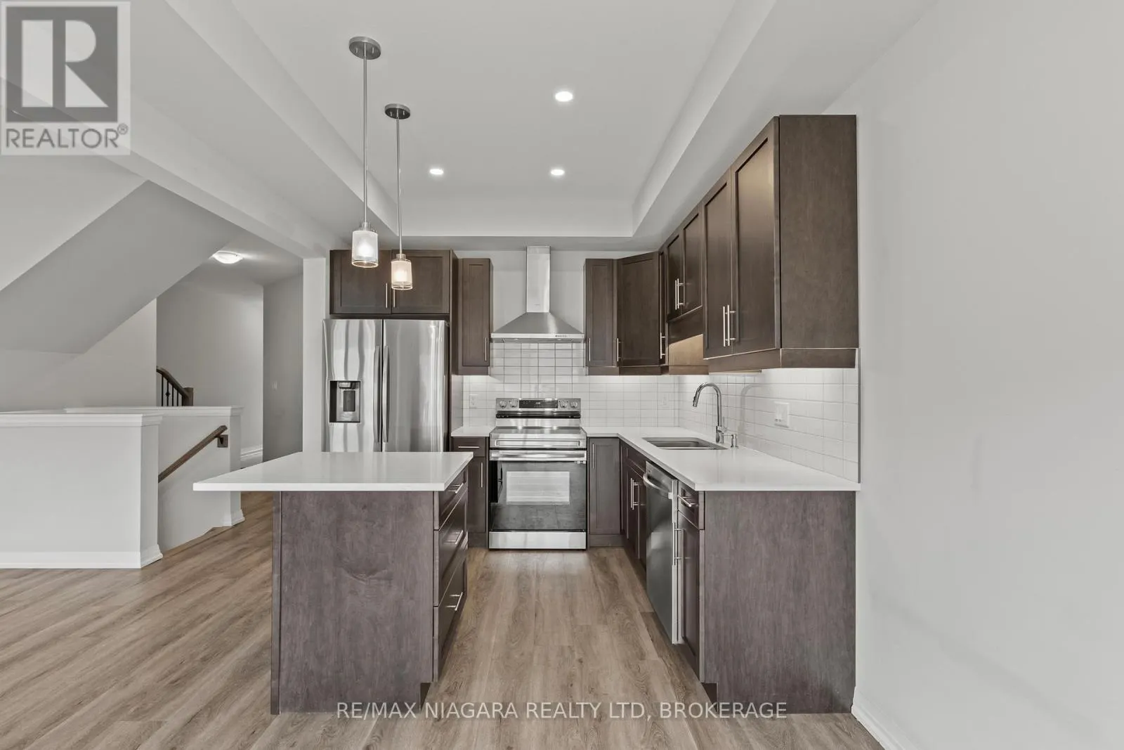23 - 4552 PORTAGE ROAD, #23