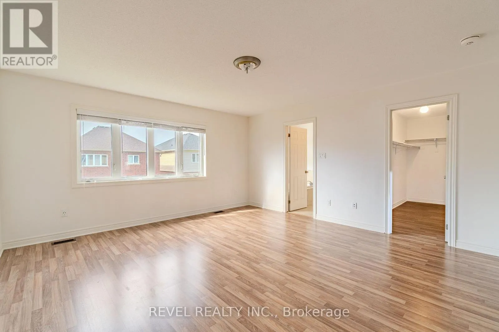 77 BARLOW PLACE