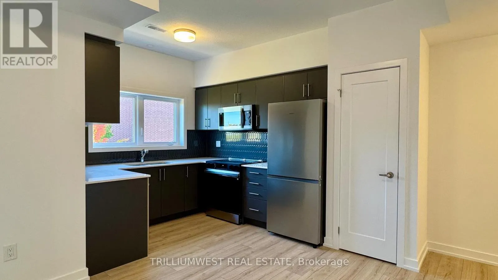 108 - 940 ST. DAVID STREET N