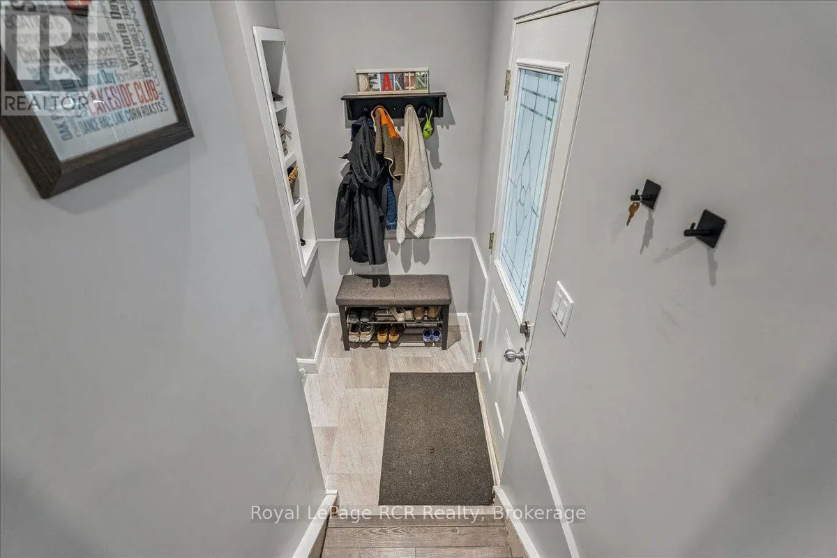 224 FINDEN STREET