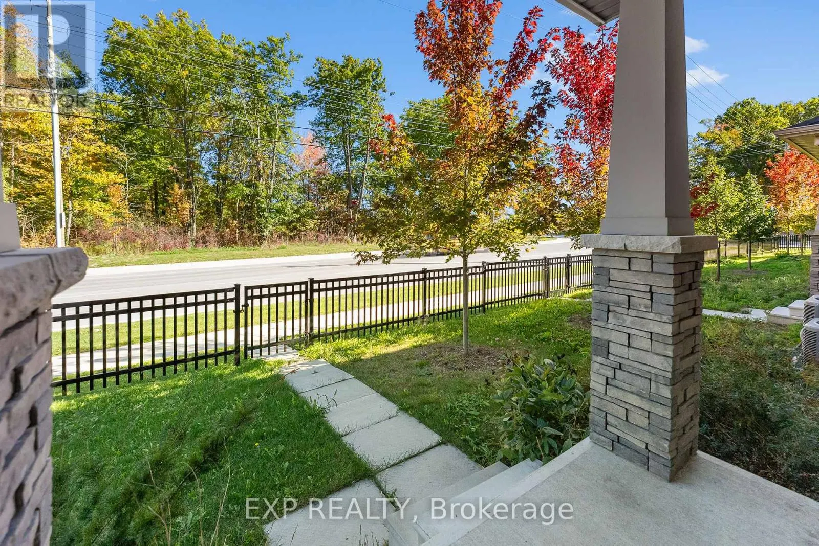15 - 8273 TULIP TREE DRIVE, #15